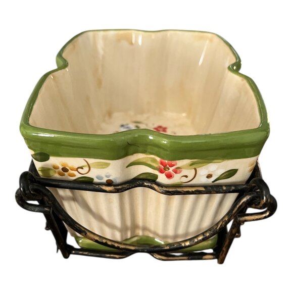 Temp-tations Presentable Ovenware Floral Ceramic Dish with Lid, Trivet & Metal S - Picture 2 of 5